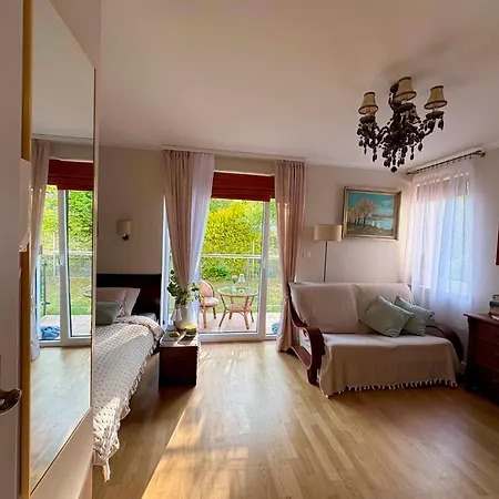 Apartment Na Strzezonym Osiedlu W Wyjatkowych Debkach